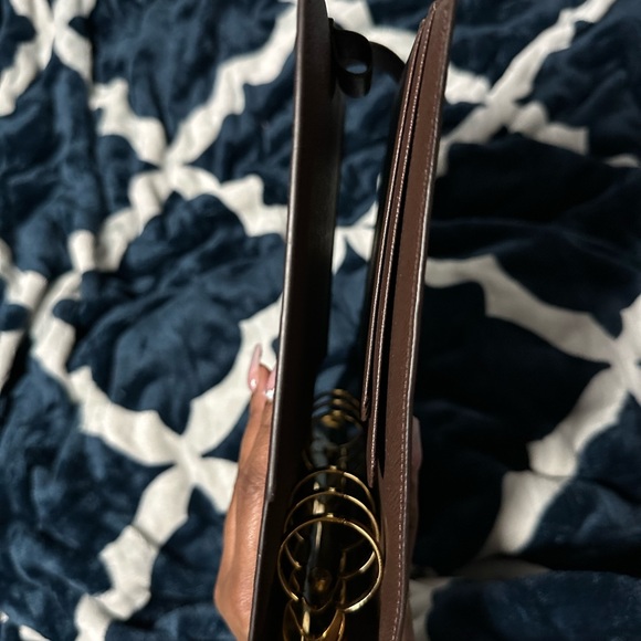 Louis Vuitton Large Ring Agenda (Agenda GM) - Picture 10 of 12